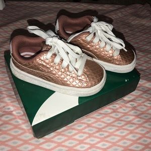 Baby girl puma sneakers
